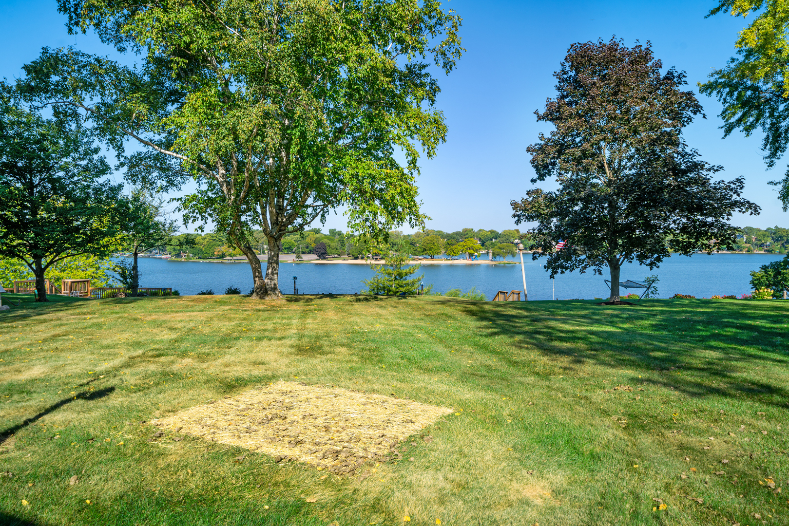 811 Lake Holiday Drive, Lake Holiday, IL 60548