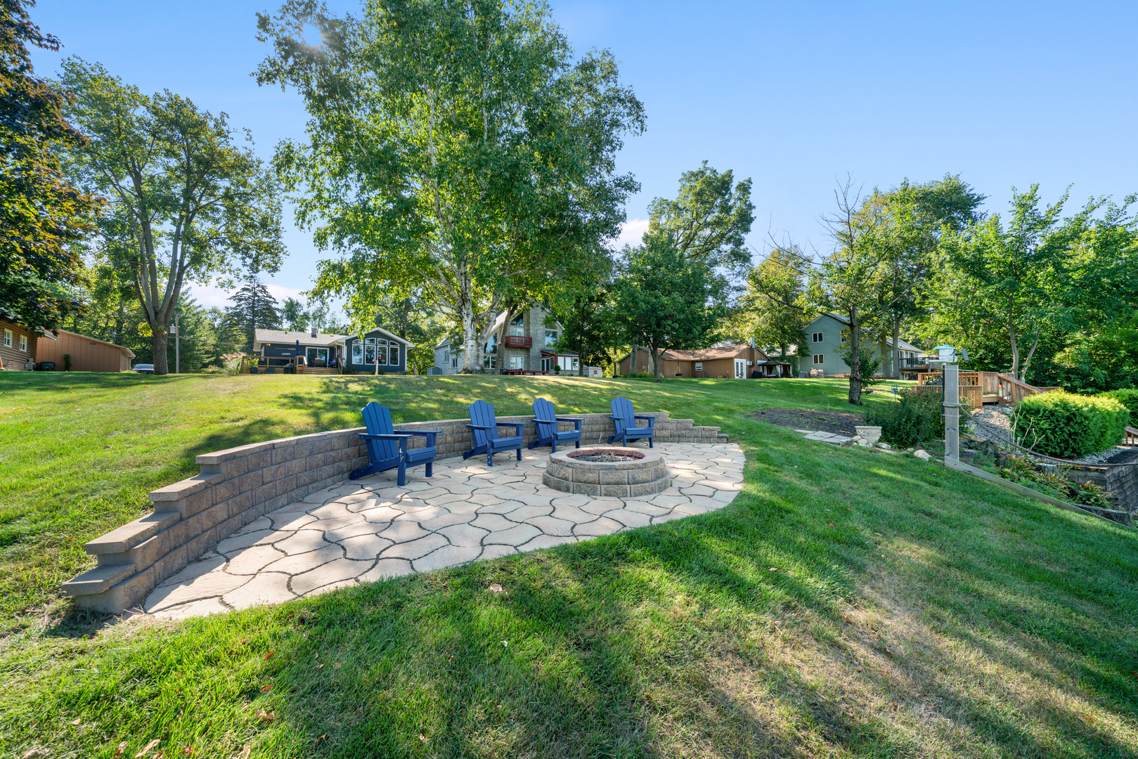 811 Lake Holiday Drive, Lake Holiday, IL 60548