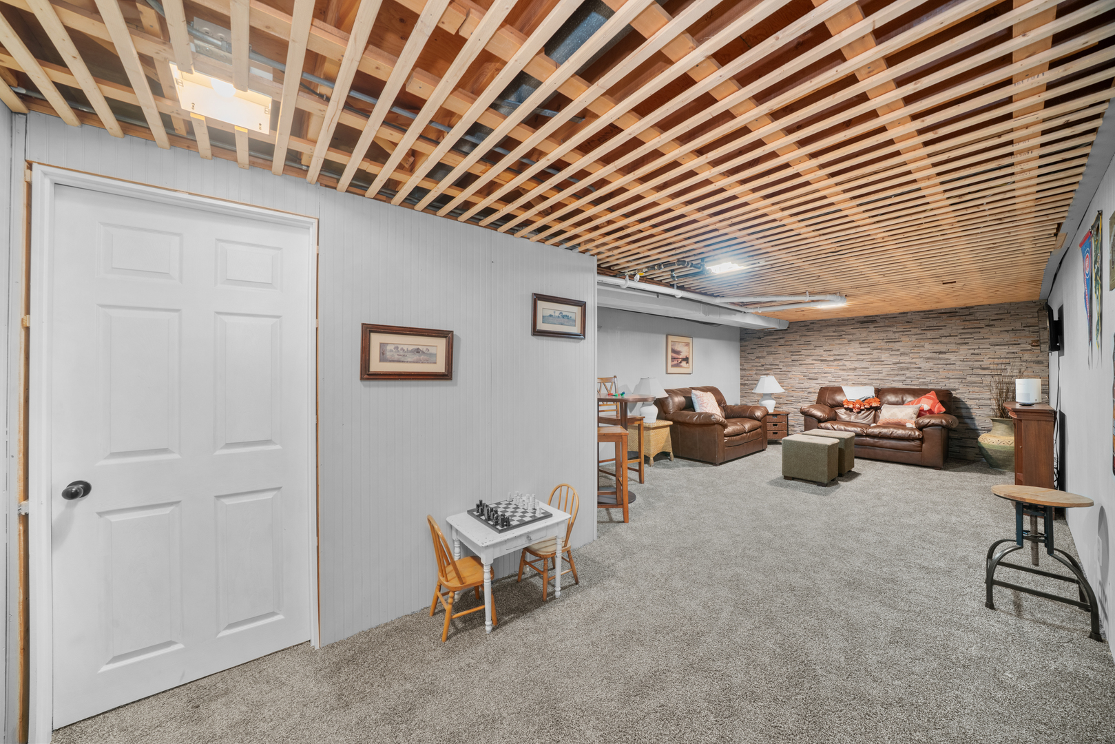 811 Lake Holiday Drive, Lake Holiday, IL 60548