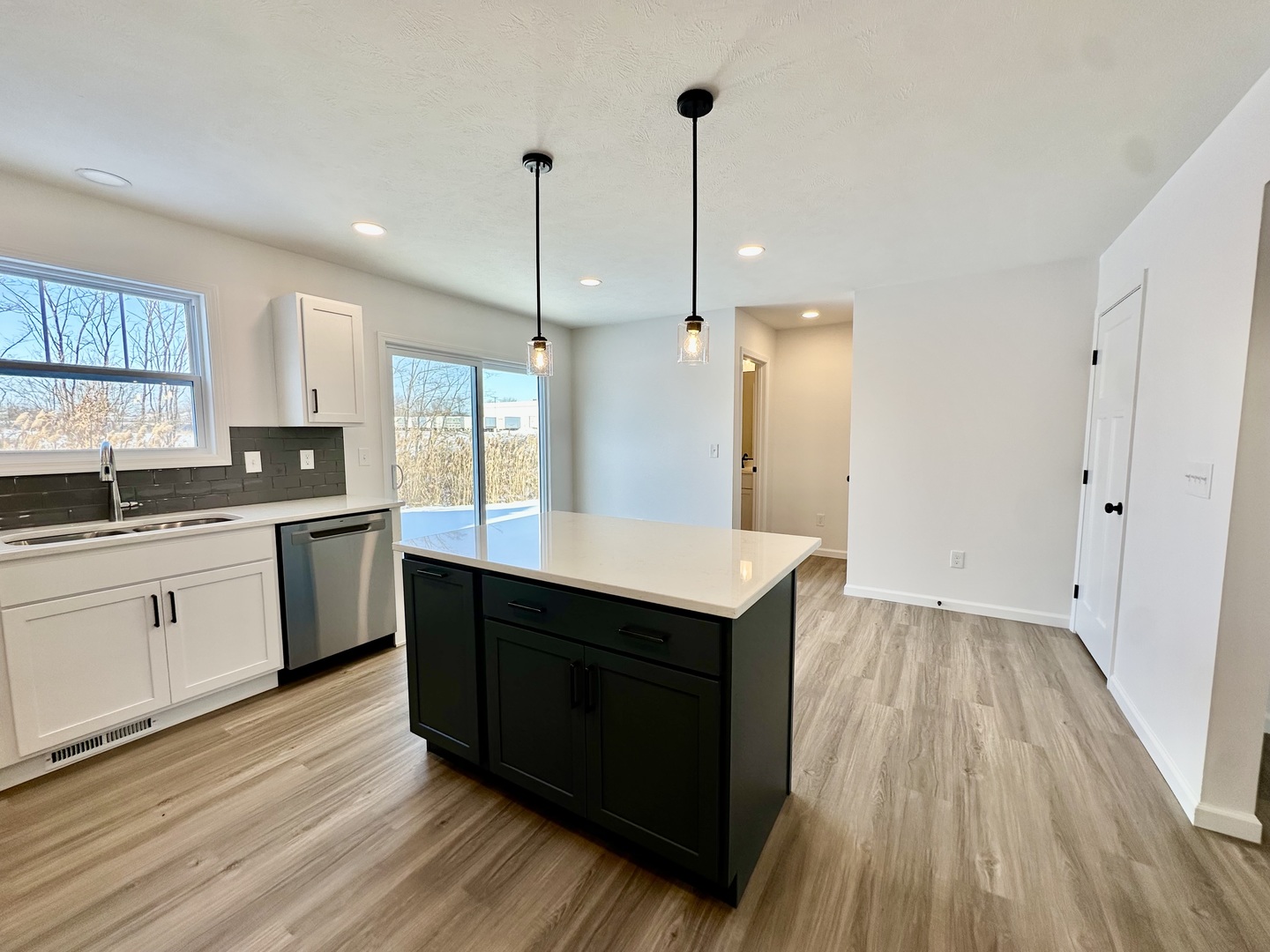 Bloomington, IL 61705