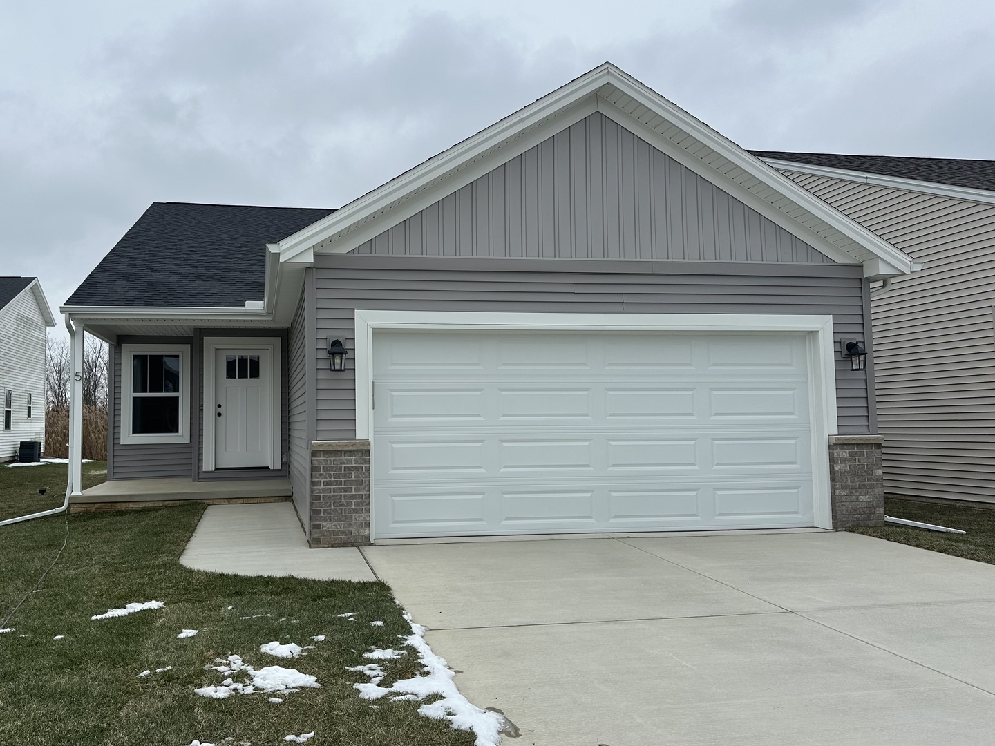 Bloomington, IL 61705