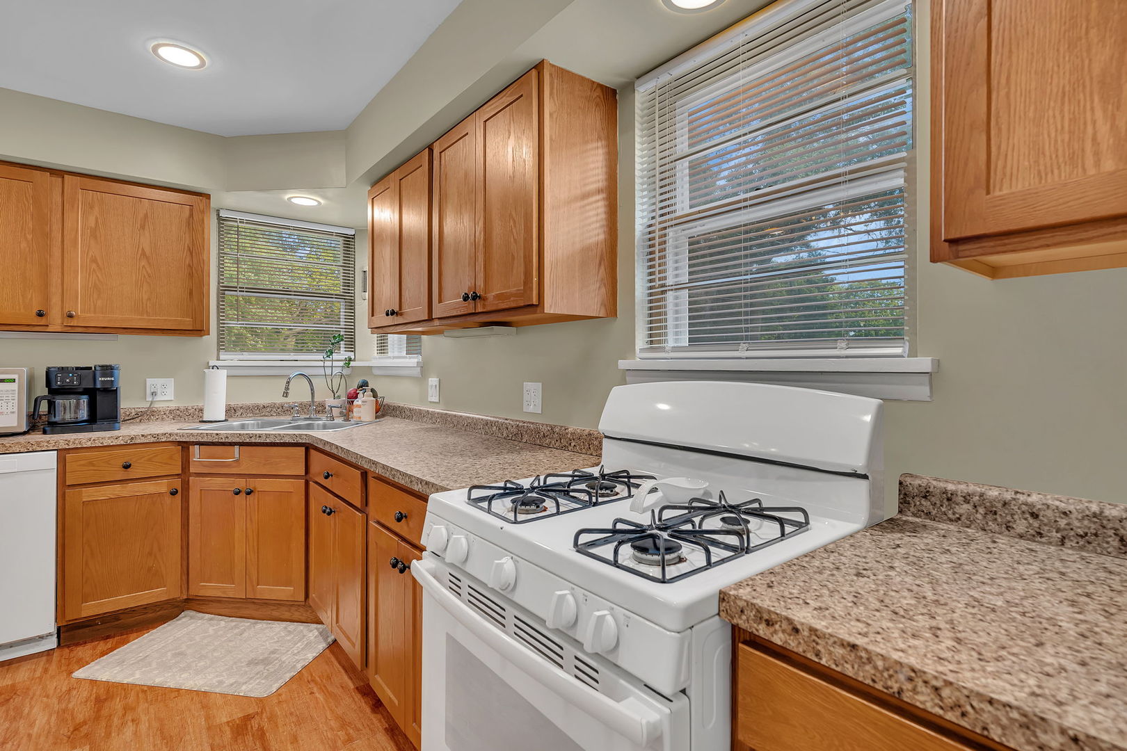 4450 State Route 71, Oswego, IL 60543