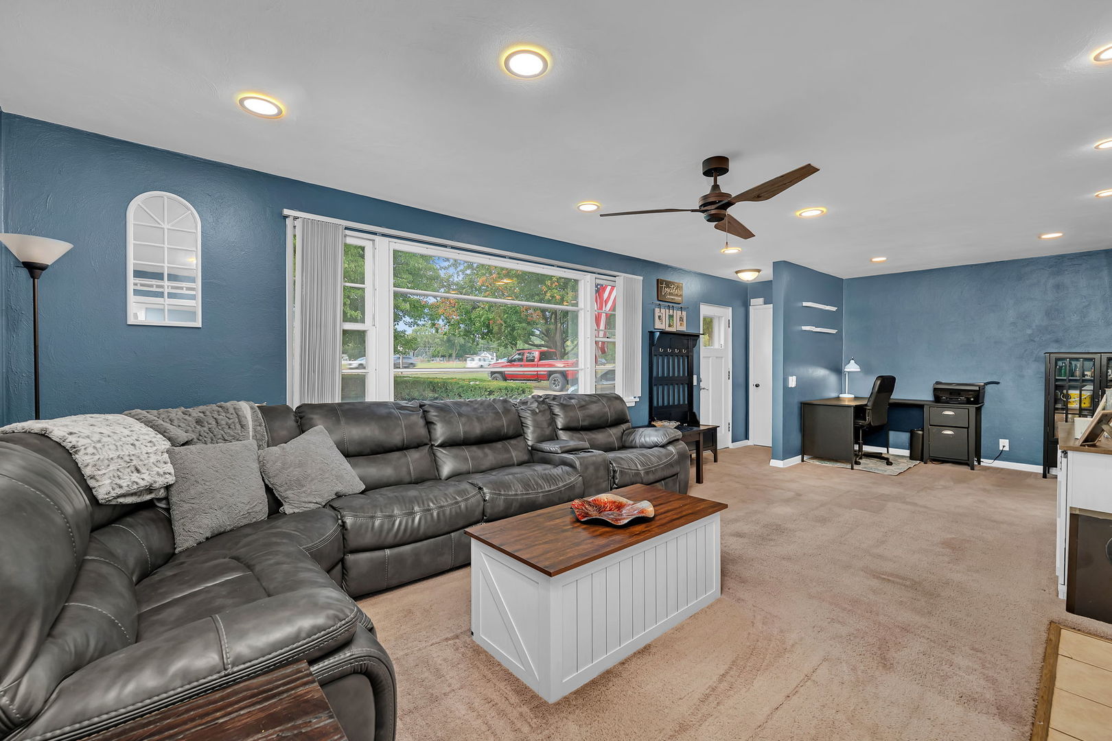 4450 State Route 71, Oswego, IL 60543