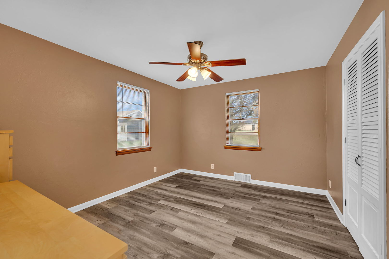4450 State Route 71, Oswego, IL 60543