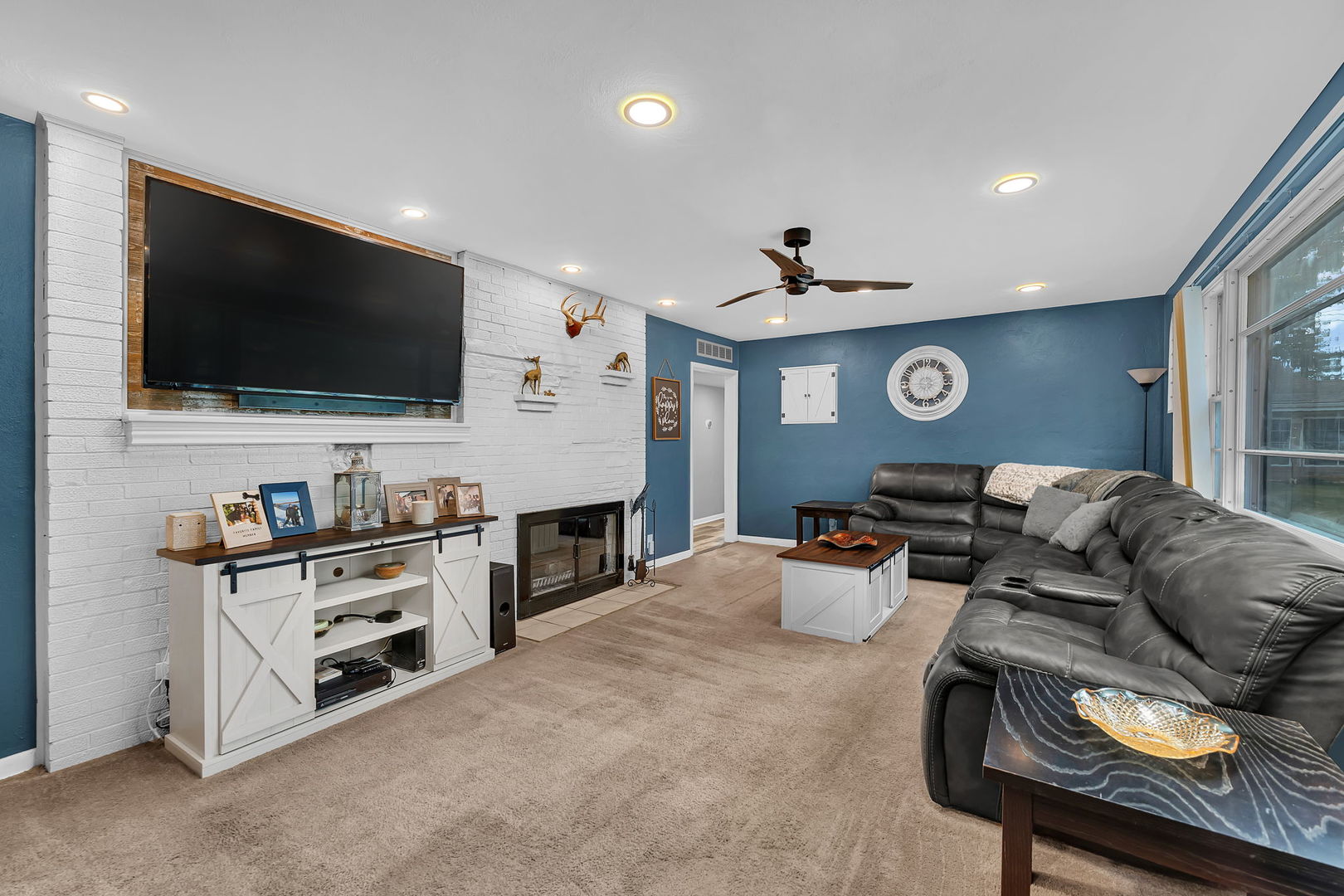 4450 State Route 71, Oswego, IL 60543
