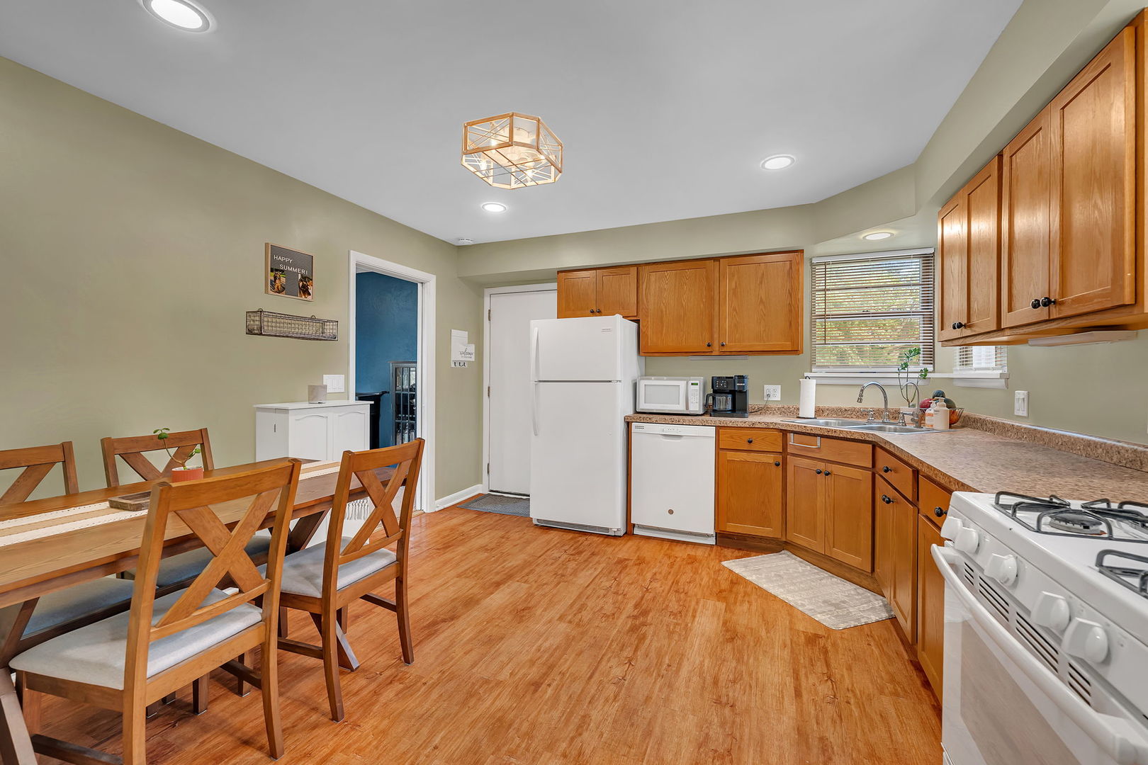 4450 State Route 71, Oswego, IL 60543