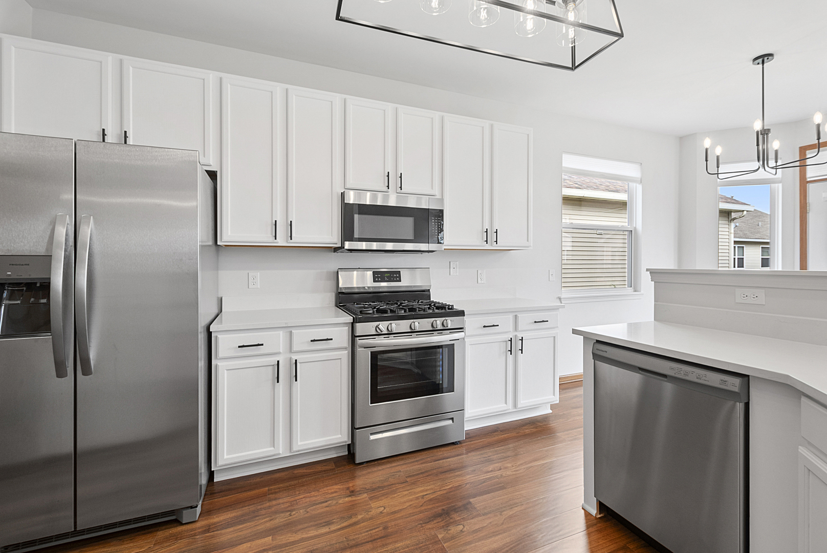 715 S Wellston Lane, Romeoville, IL 60446