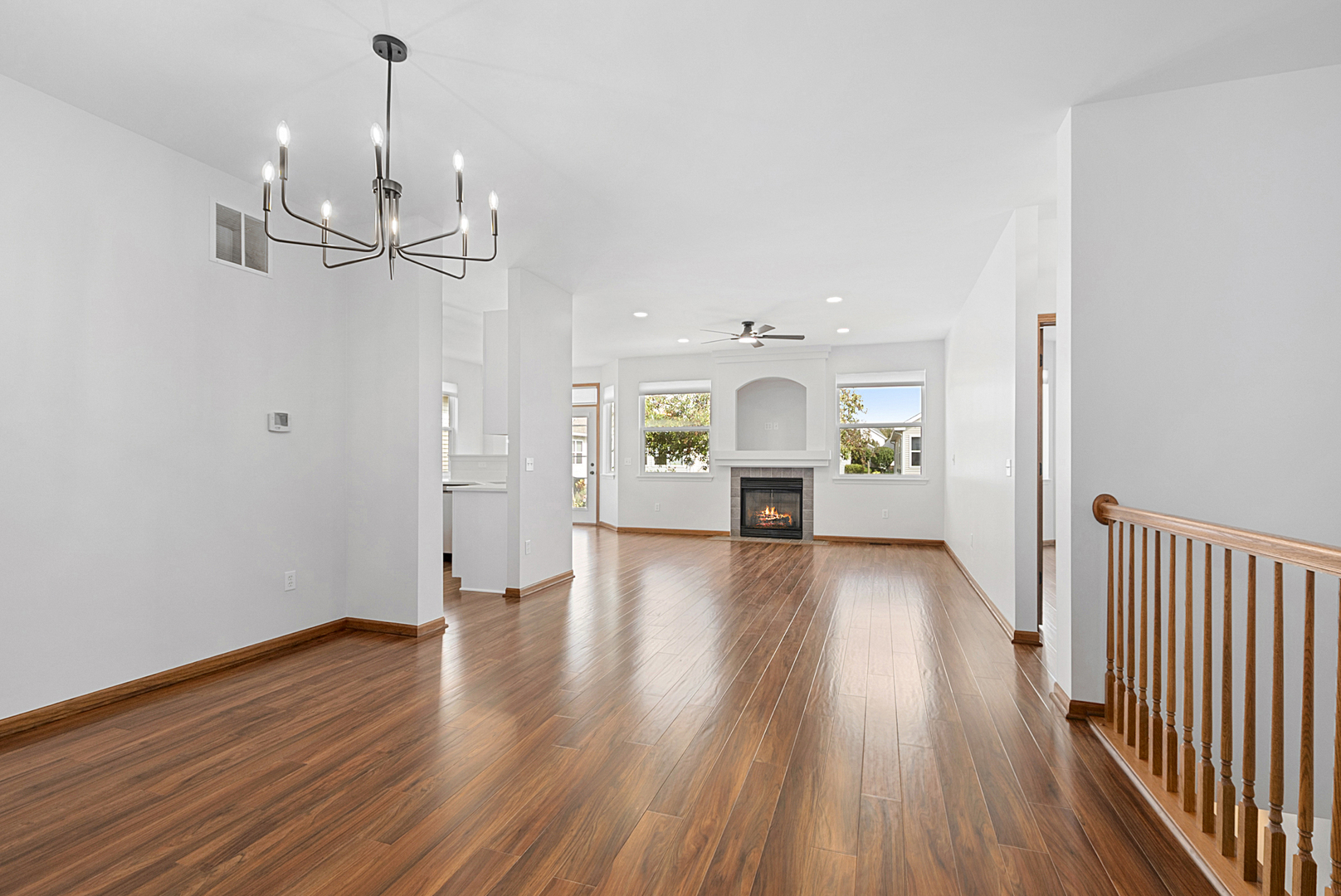 715 S Wellston Lane, Romeoville, IL 60446