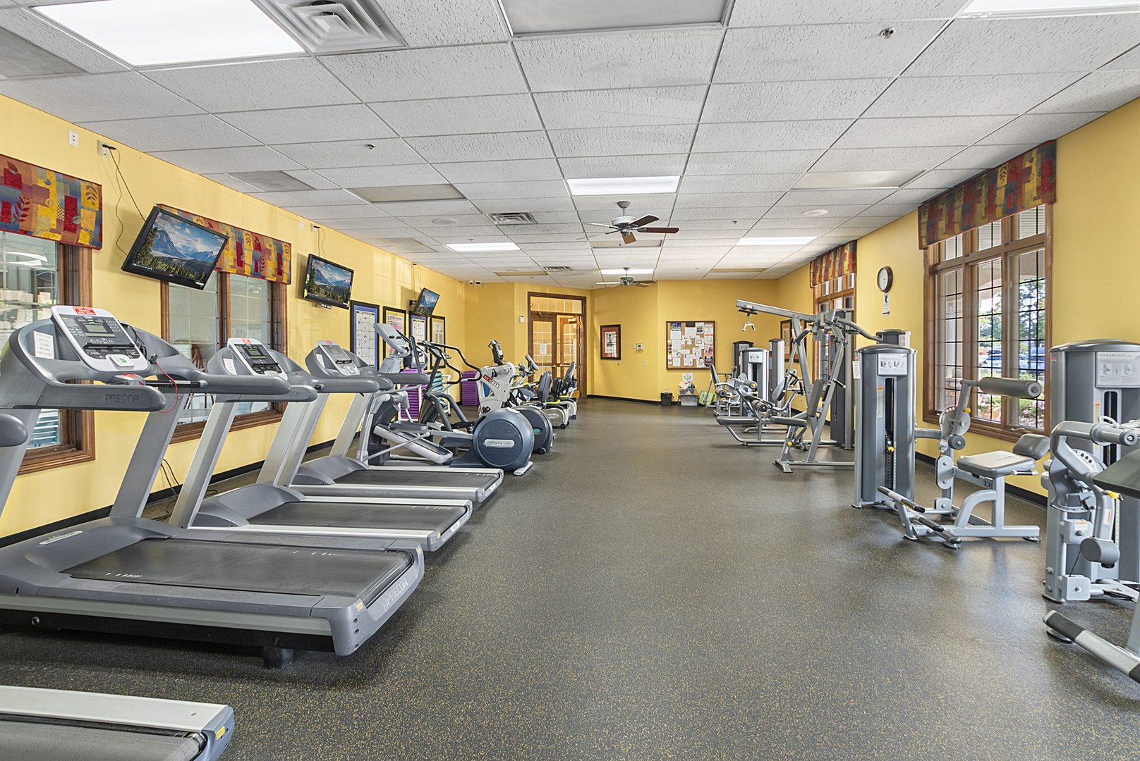 715 S Wellston Lane, Romeoville, IL 60446