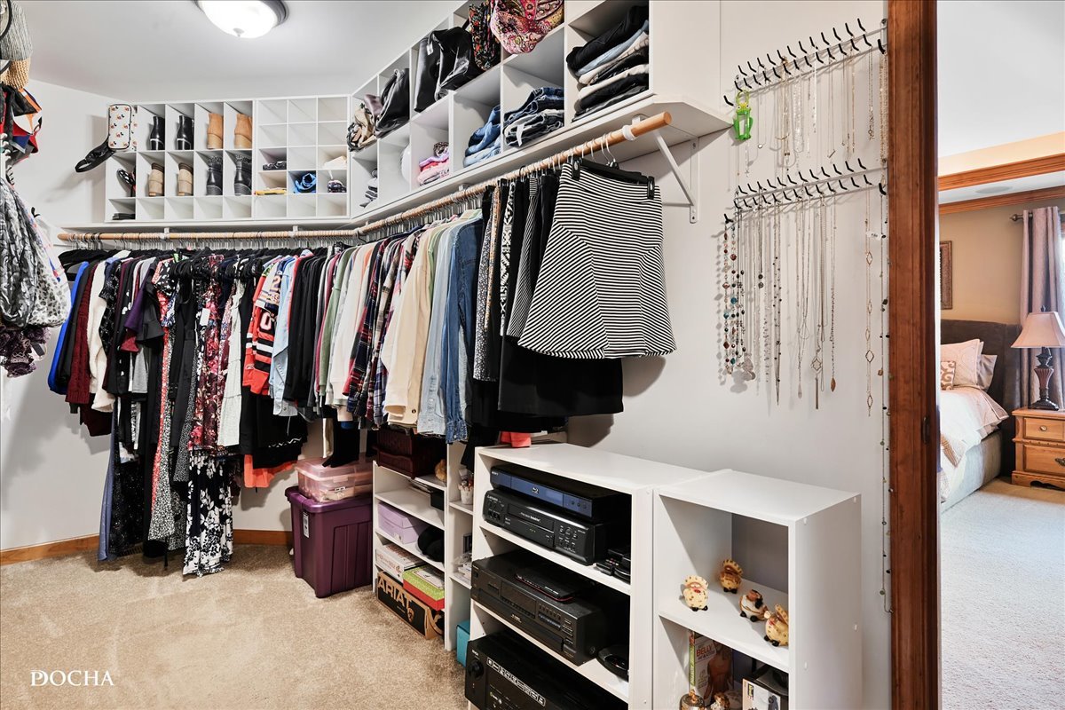 355 Andover Drive, Oswego, IL 60543