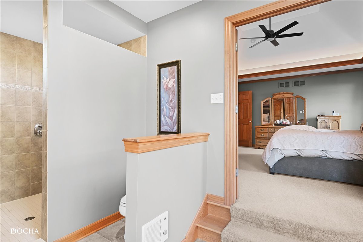 355 Andover Drive, Oswego, IL 60543