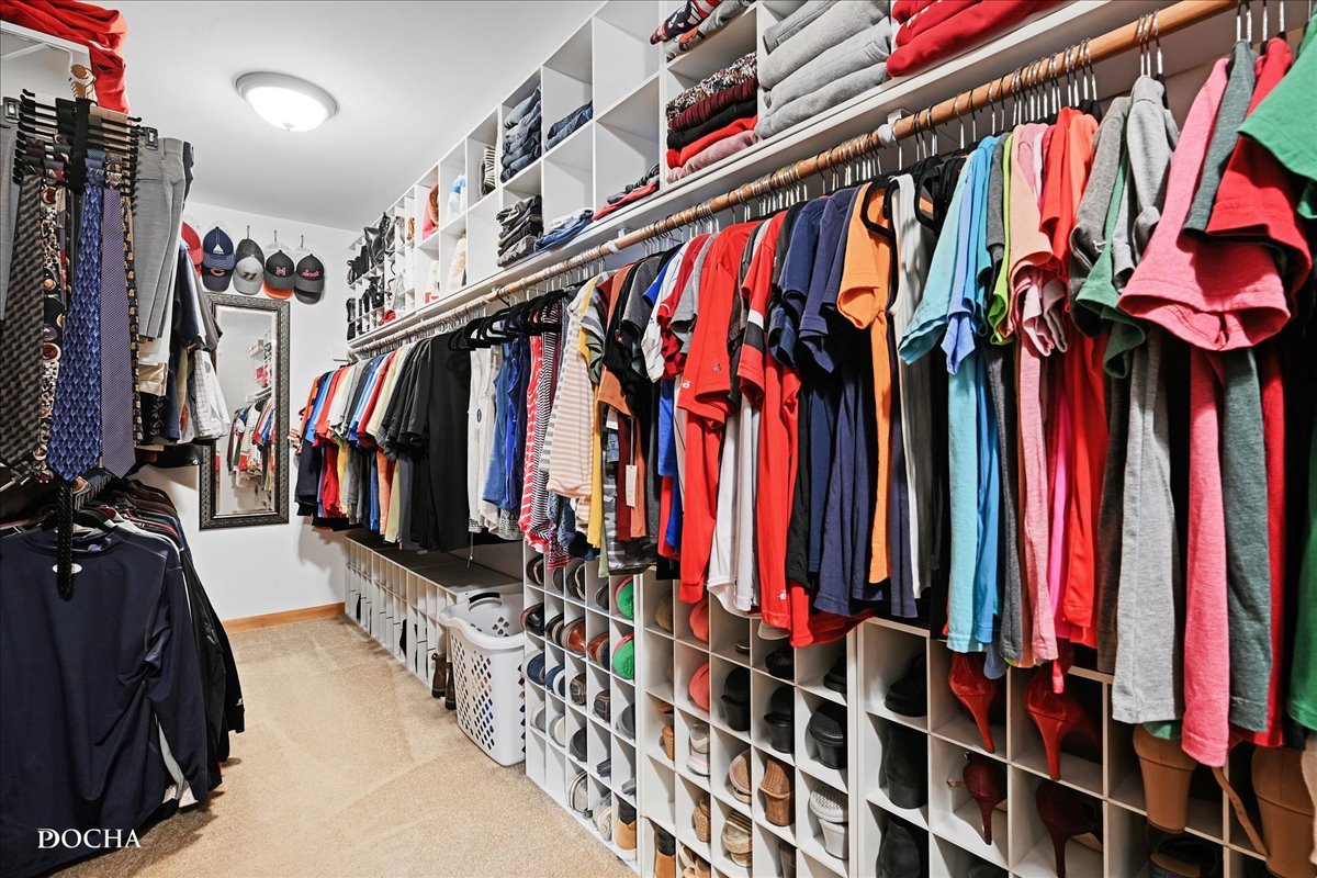 355 Andover Drive, Oswego, IL 60543