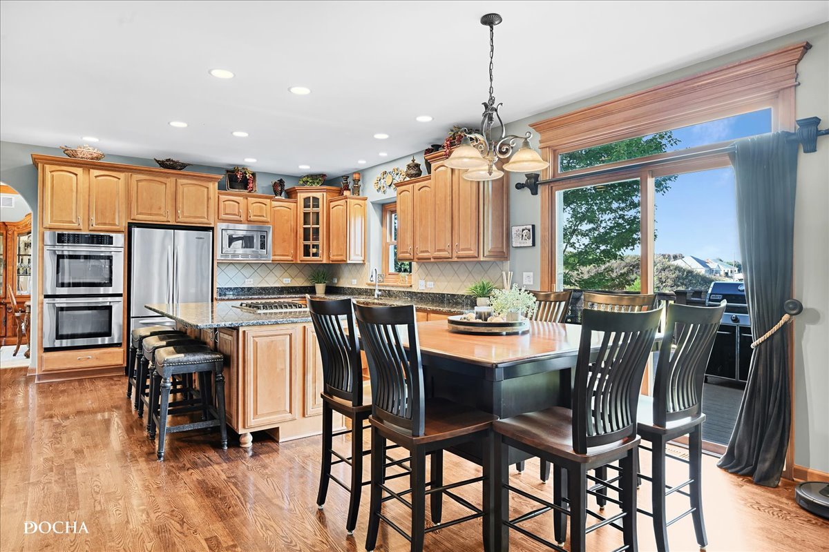 355 Andover Drive, Oswego, IL 60543