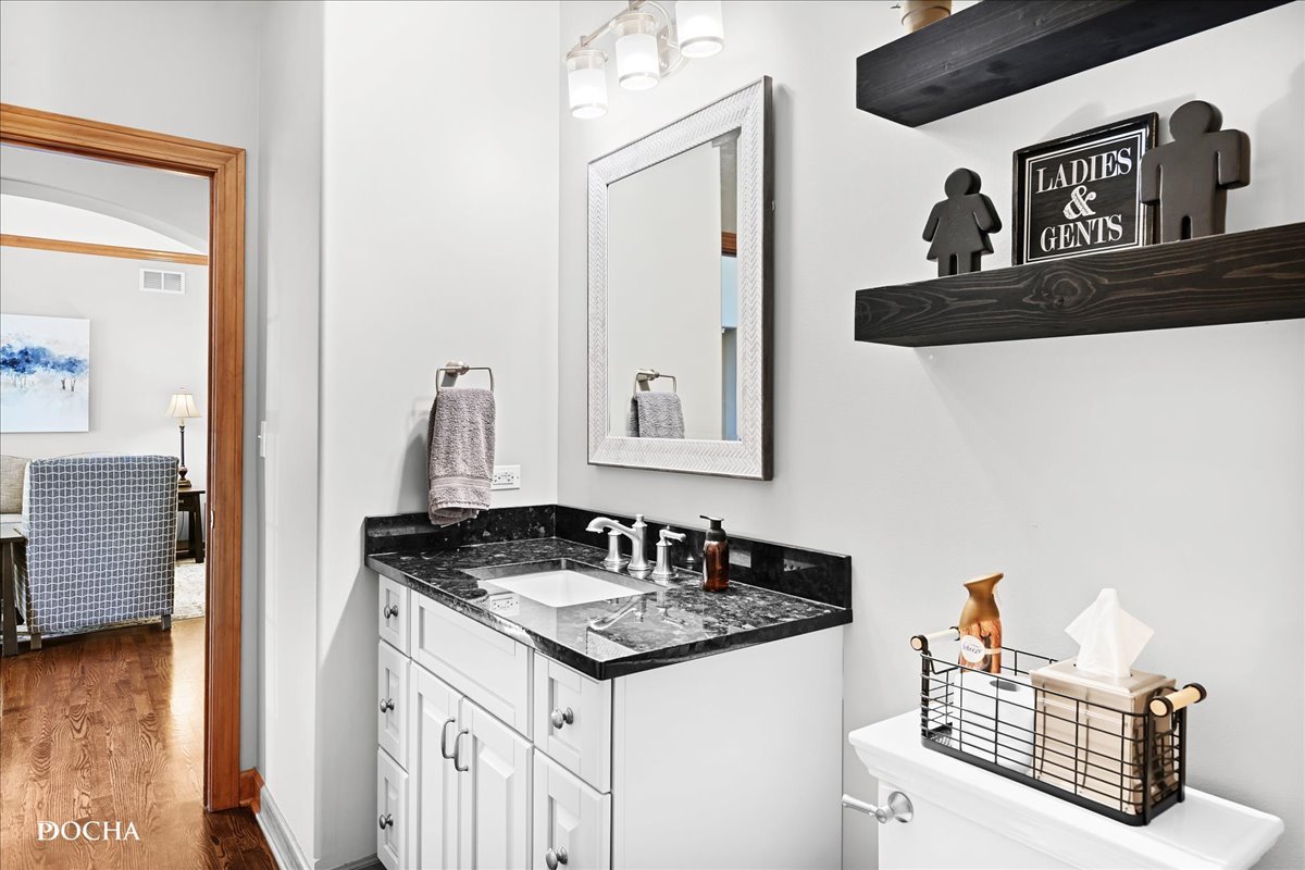 355 Andover Drive, Oswego, IL 60543