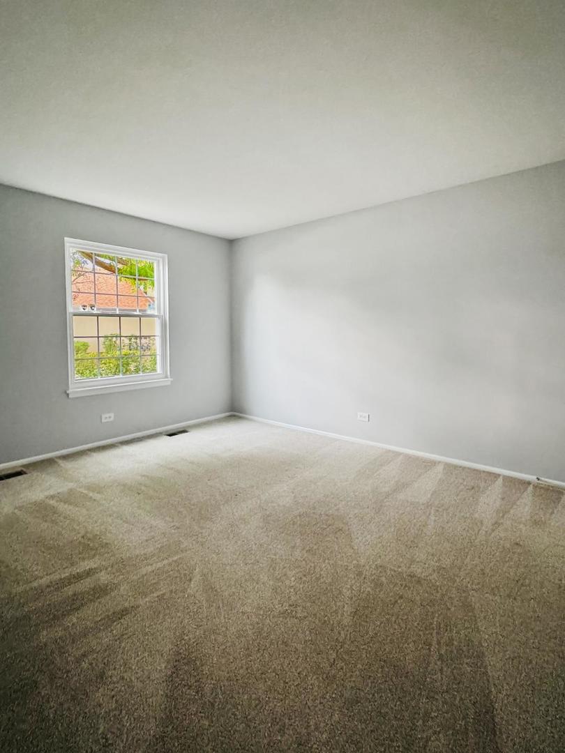 1540 Heather Court #C1, Wheeling, IL 60090