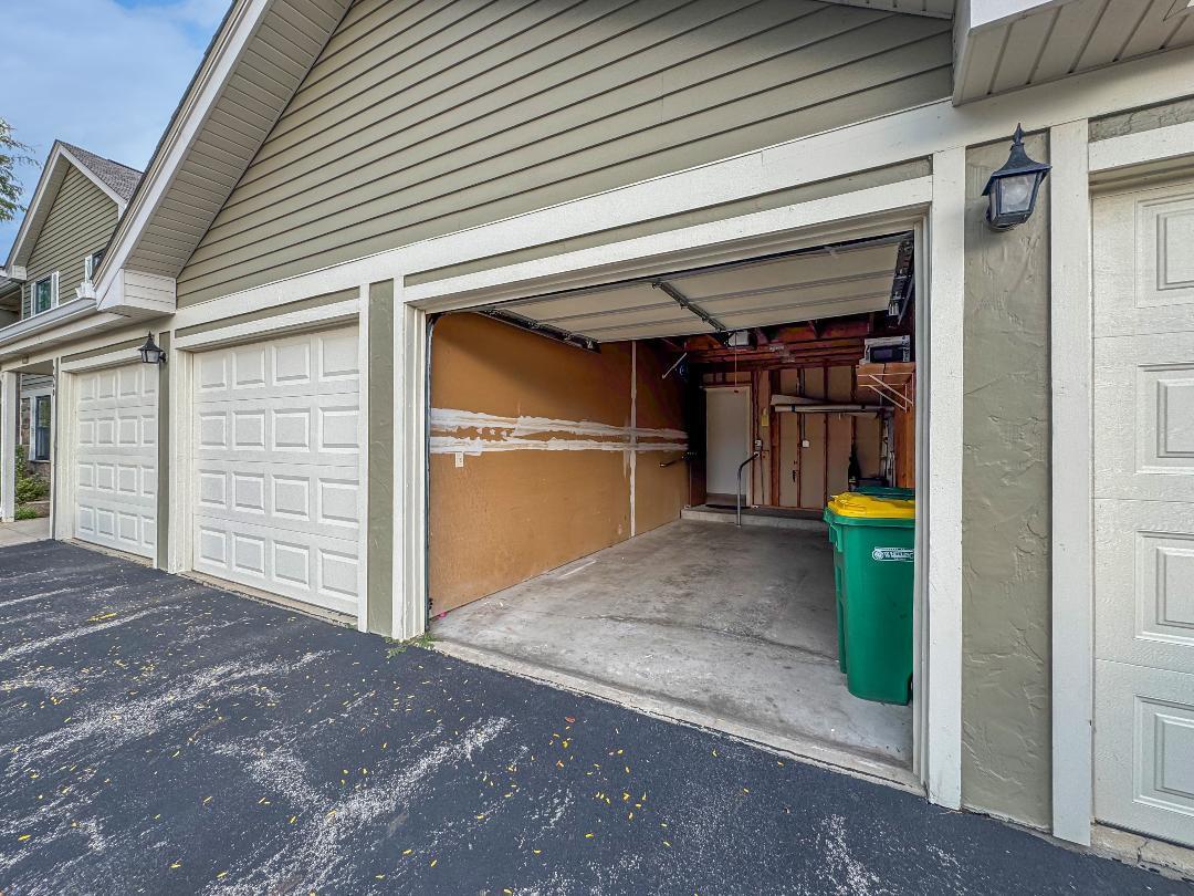 1540 Heather Court #C1, Wheeling, IL 60090