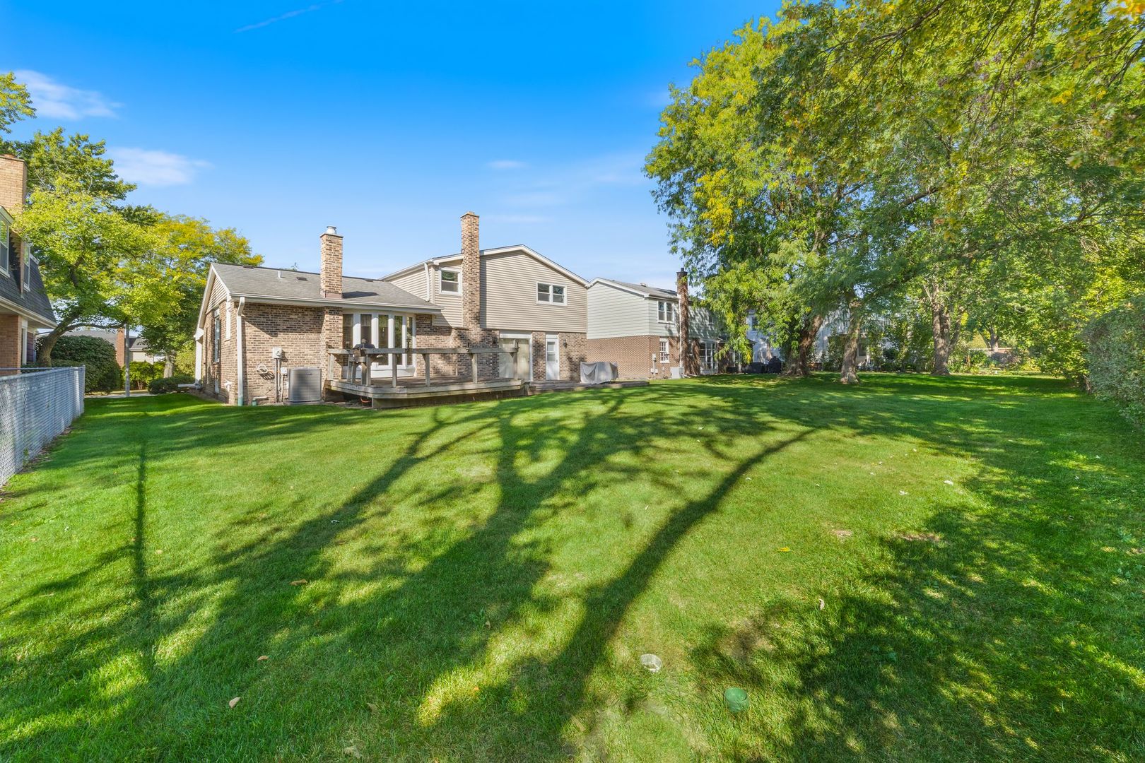 1515 S Kaspar Avenue, Arlington Heights, IL 60005