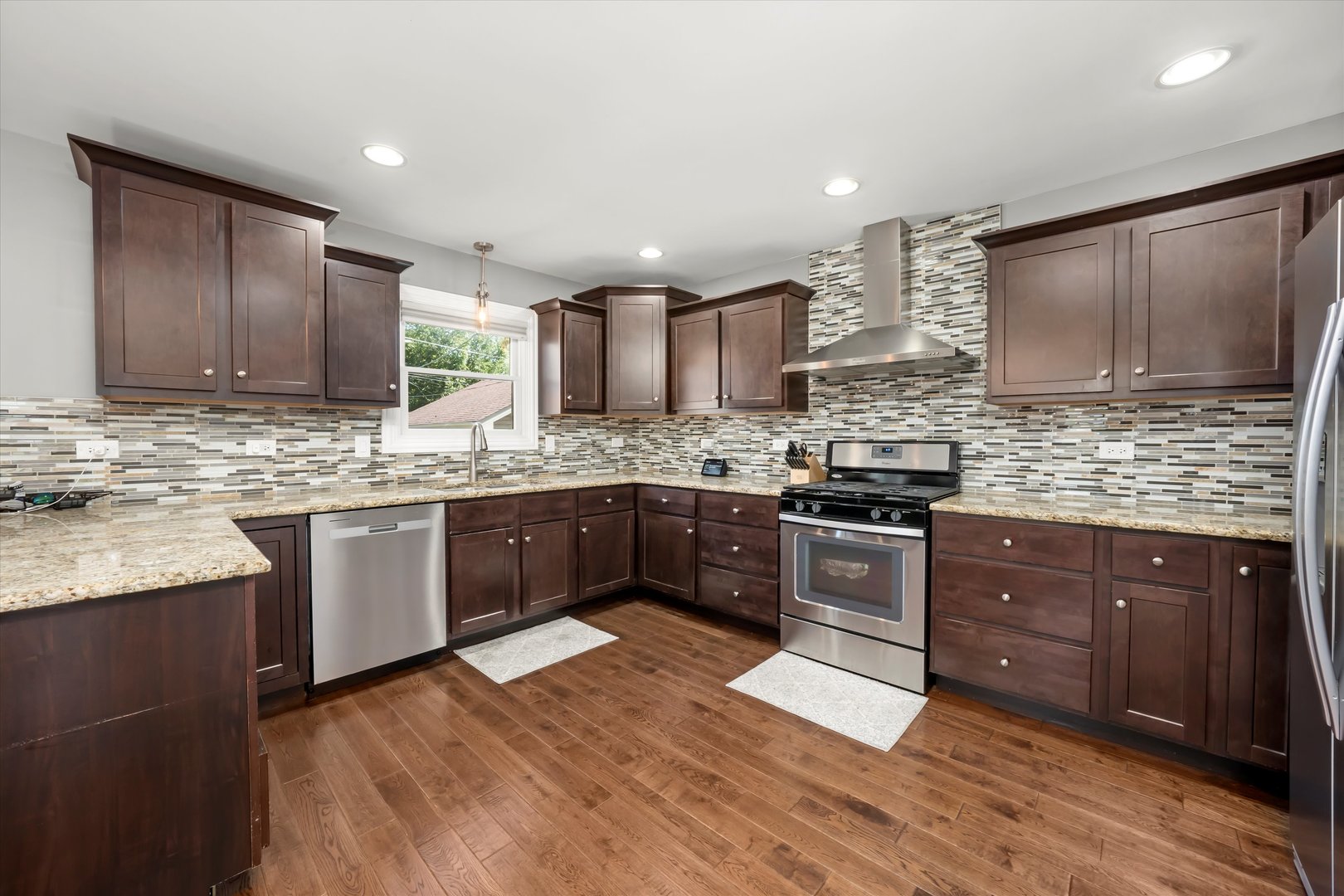 11237 S Albany Avenue, Chicago, IL 60655