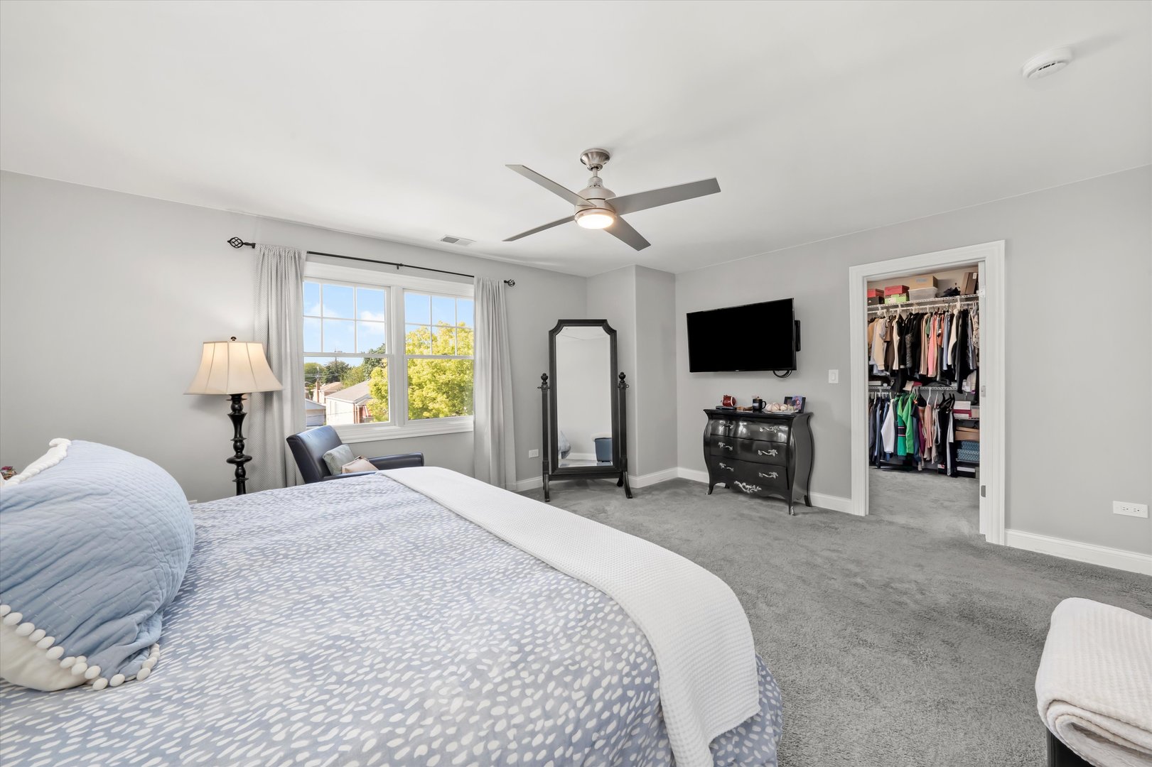 11237 S Albany Avenue, Chicago, IL 60655