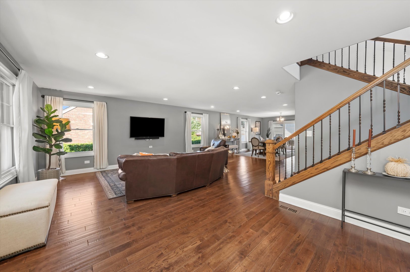 11237 S Albany Avenue, Chicago, IL 60655
