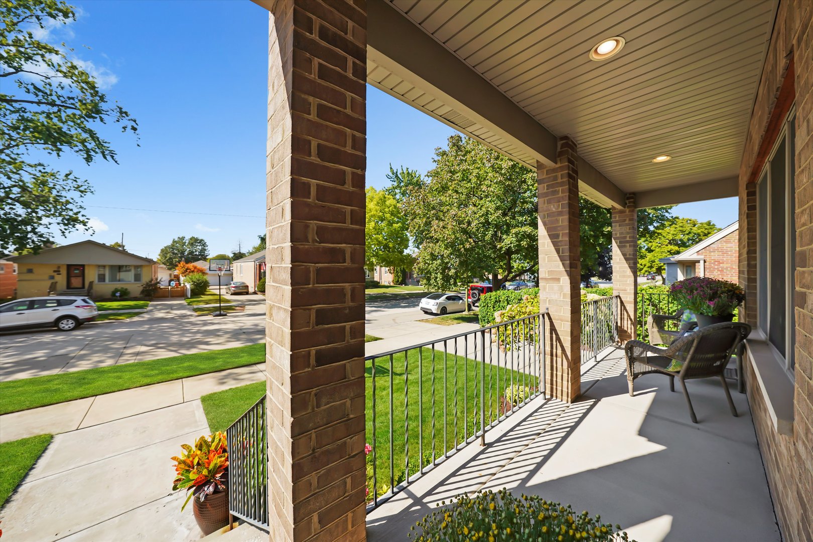 11237 S Albany Avenue, Chicago, IL 60655