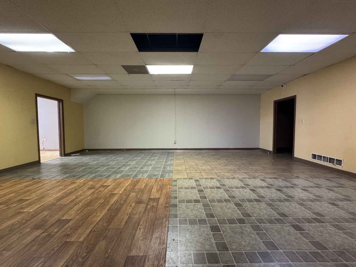 692 Theodore Street #D, Joliet, IL 60435