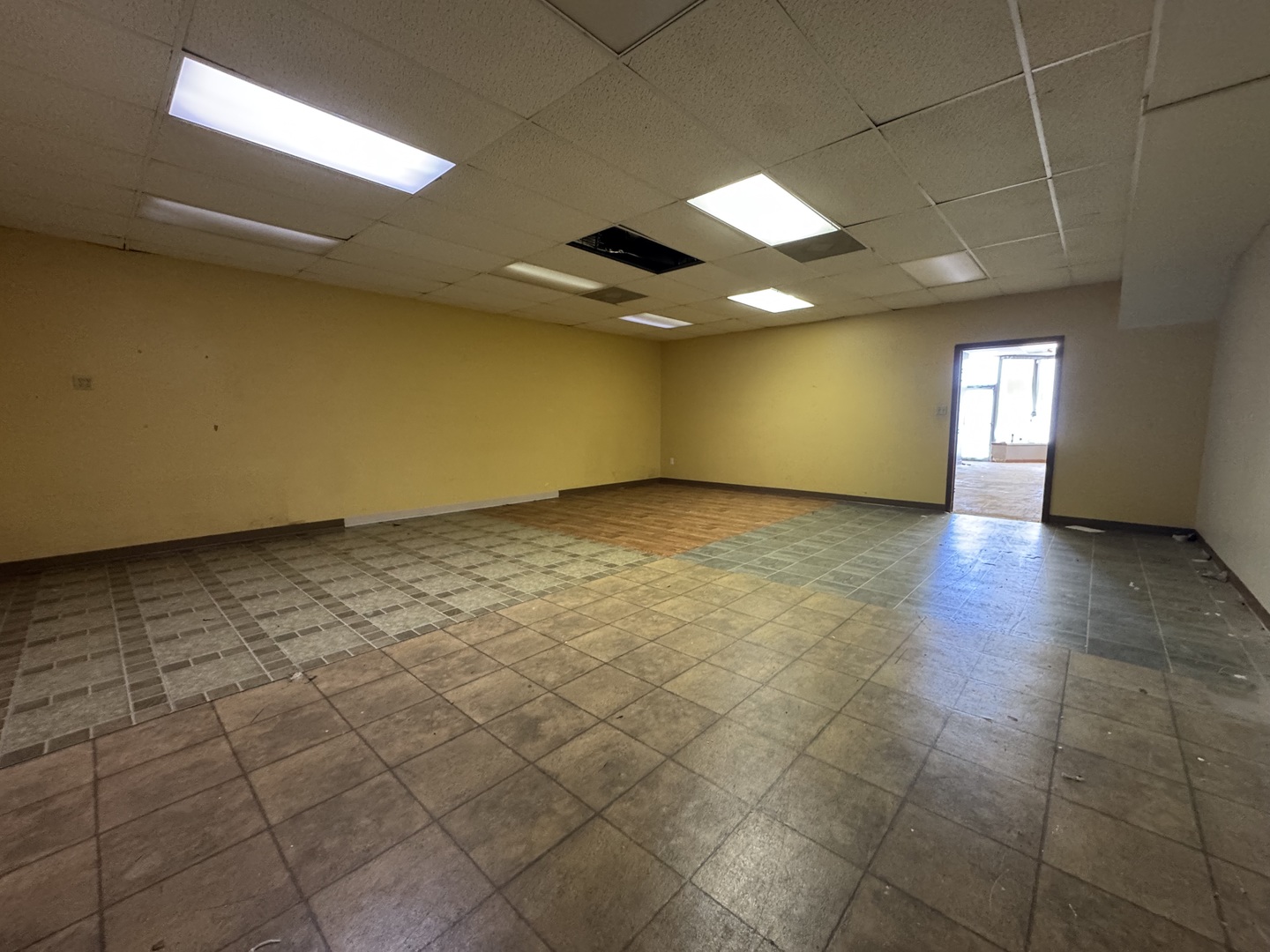 692 Theodore Street #D, Joliet, IL 60435