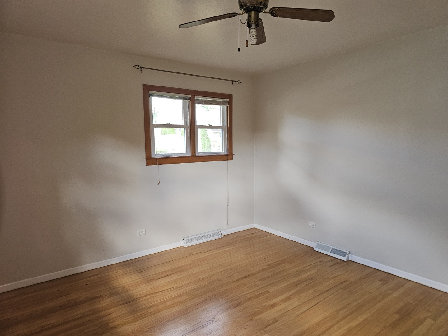 1133 E SAYLES Drive, Palatine, IL 60074
