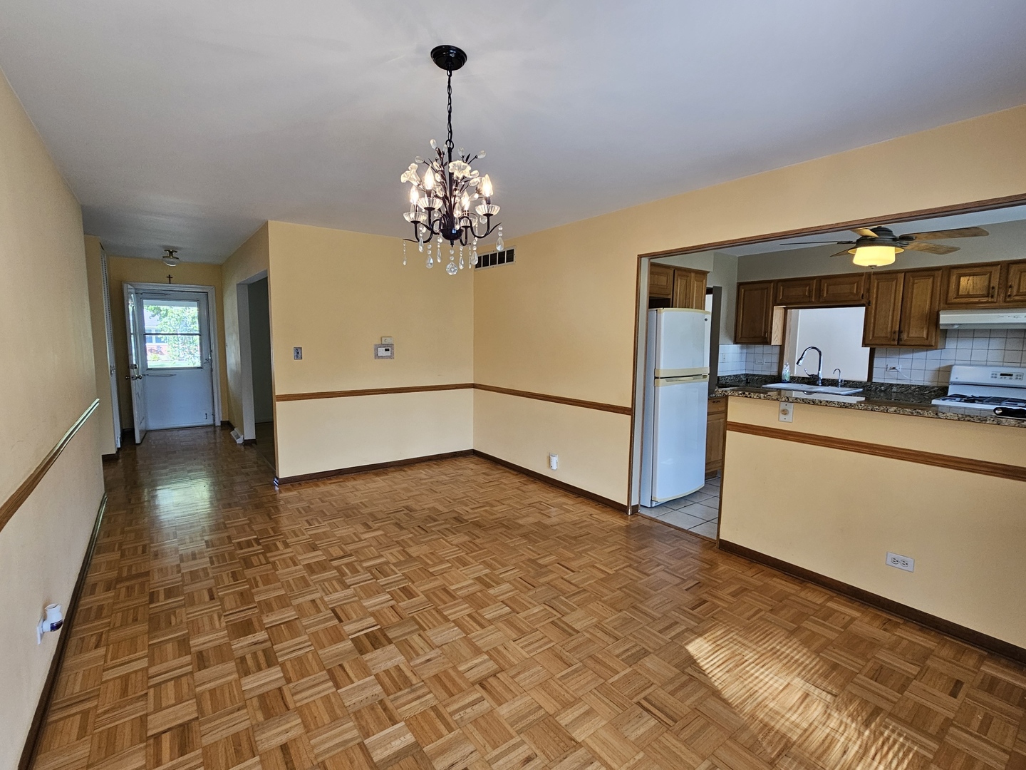 1133 E SAYLES Drive, Palatine, IL 60074