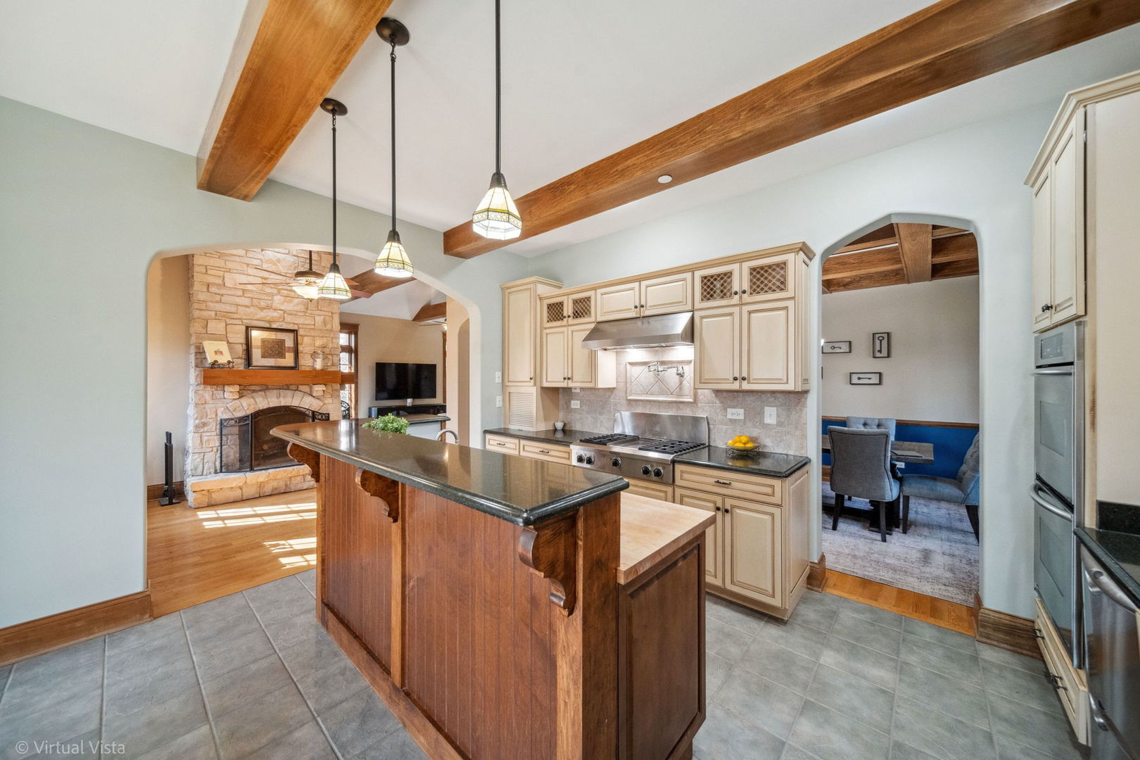 709 Prospect Avenue, Barrington, IL 60010