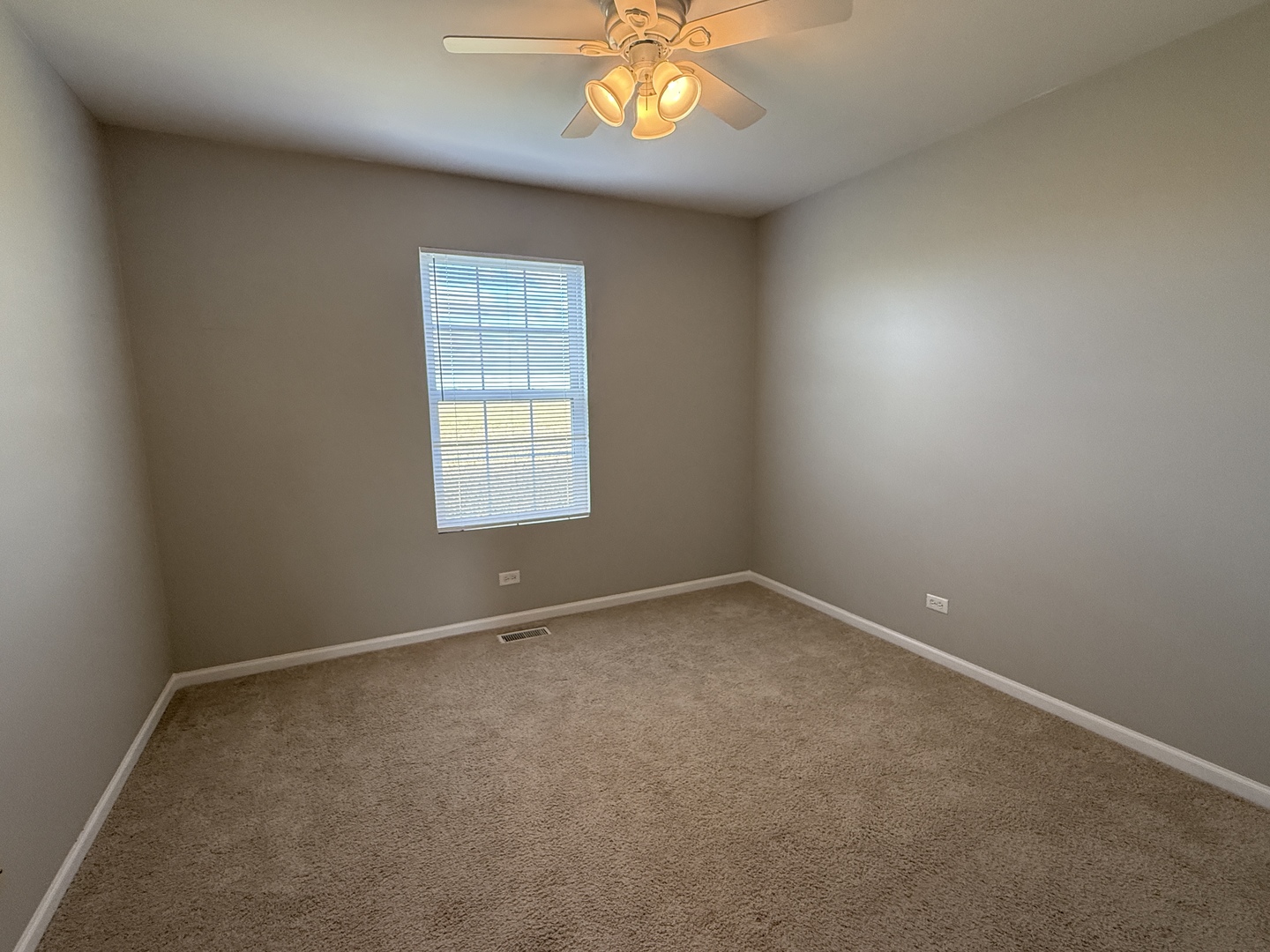 161 Willoughby Court, Yorkville, IL 60560