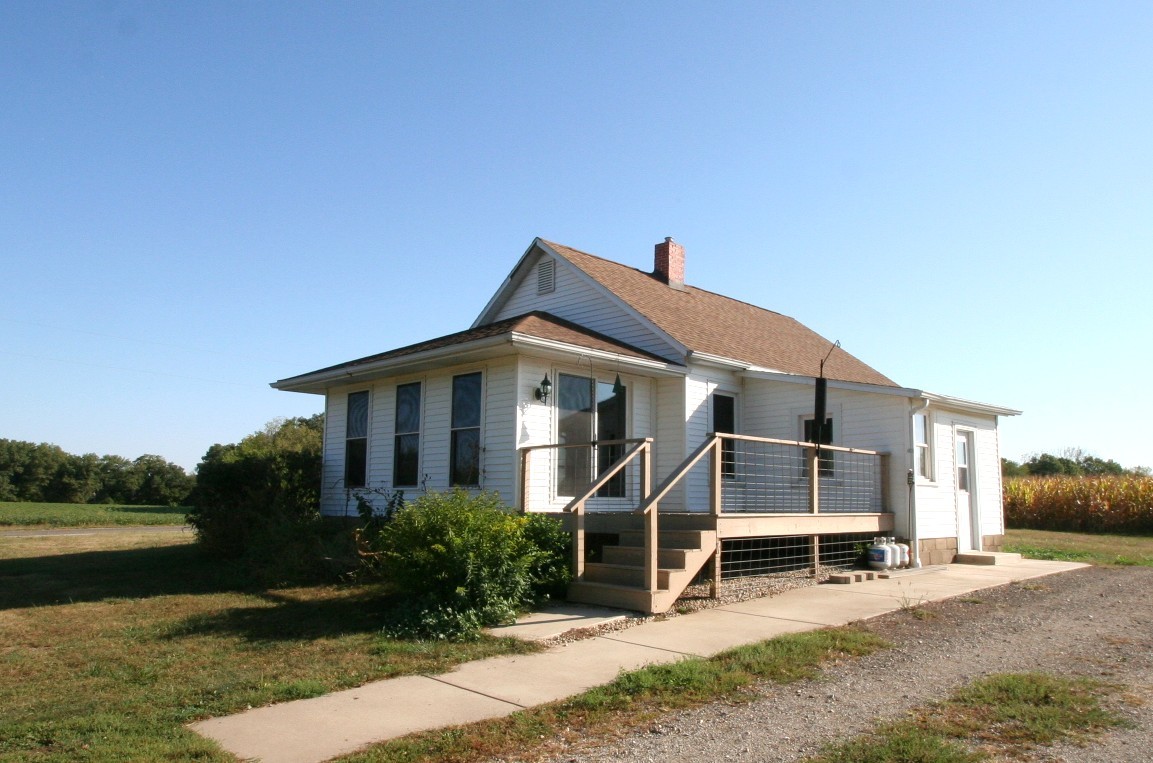 30403 Hancock Road, Mackinaw, IL 61755