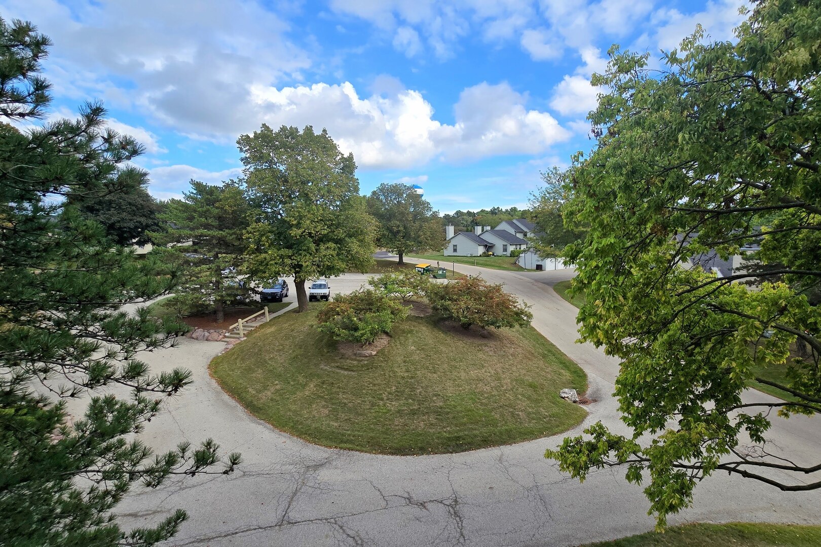 690 Chandler Road #305, Gurnee, IL 60031