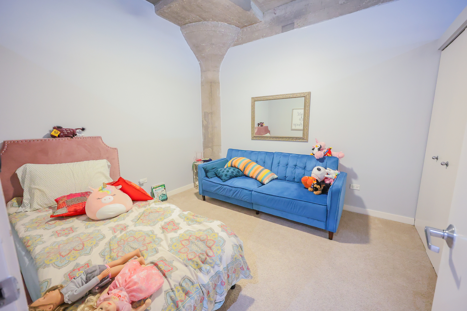 1033 W 14th Place #241, Chicago, IL 60608