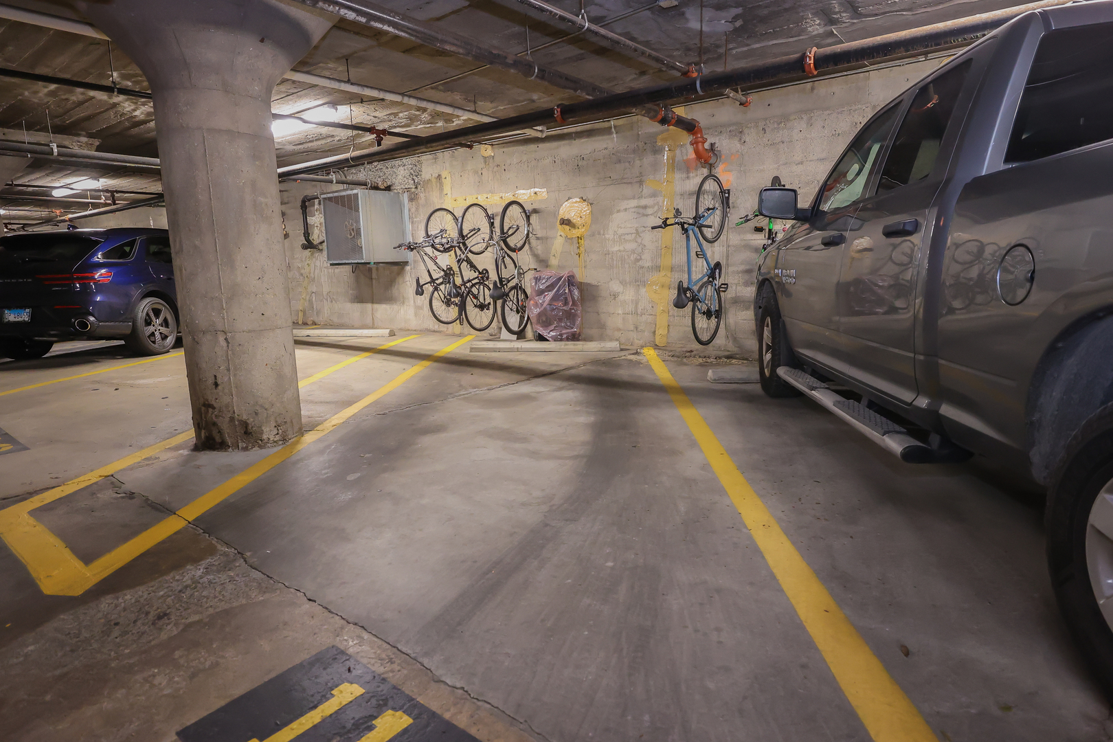 1033 W 14th Place #241, Chicago, IL 60608