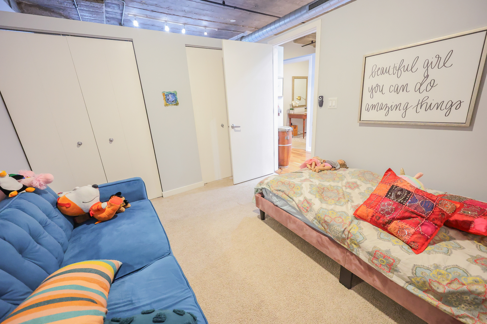 1033 W 14th Place #241, Chicago, IL 60608