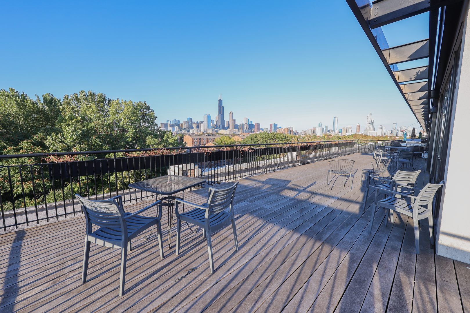 1033 W 14th Place #241, Chicago, IL 60608