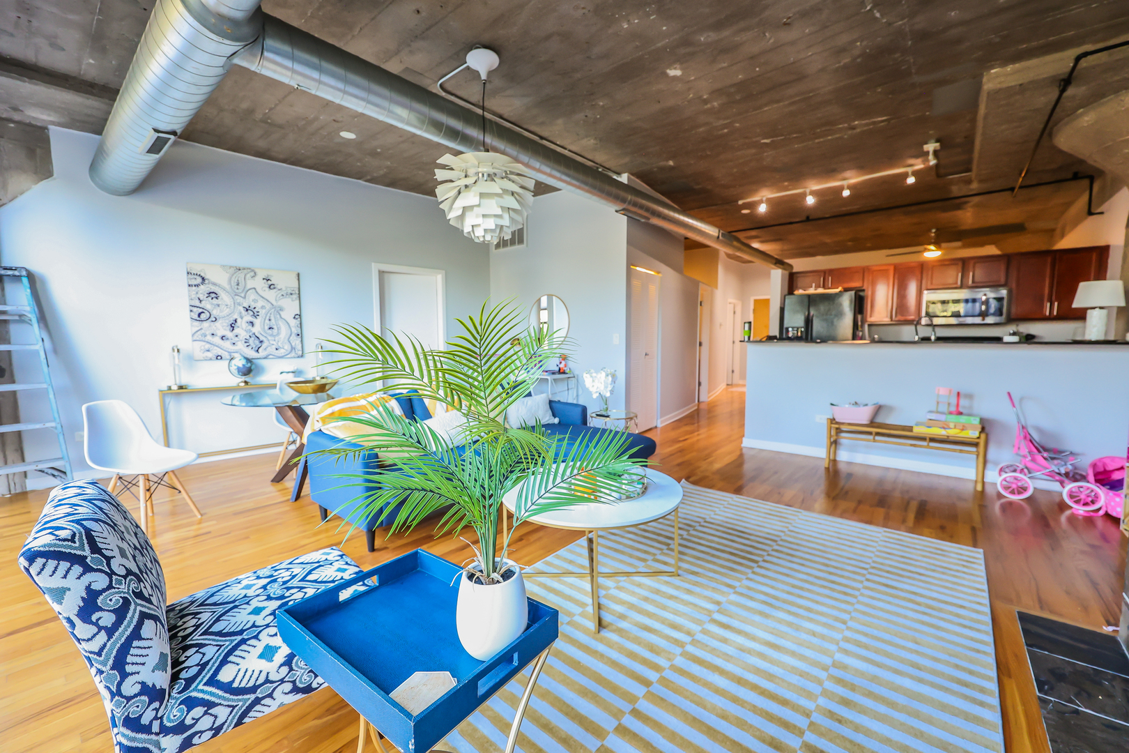 1033 W 14th Place #241, Chicago, IL 60608