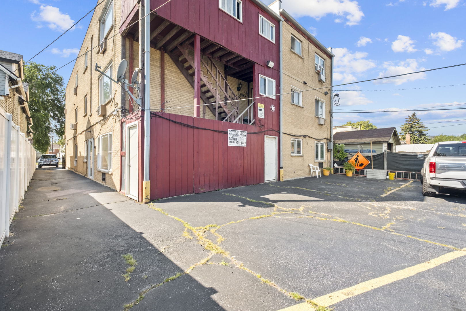 3243 S 49th Avenue #301, Cicero, IL 60804