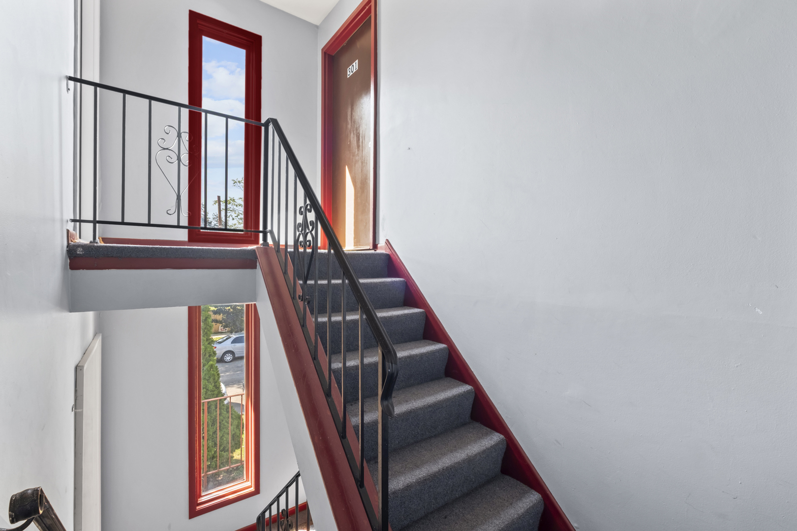 3243 S 49th Avenue #301, Cicero, IL 60804