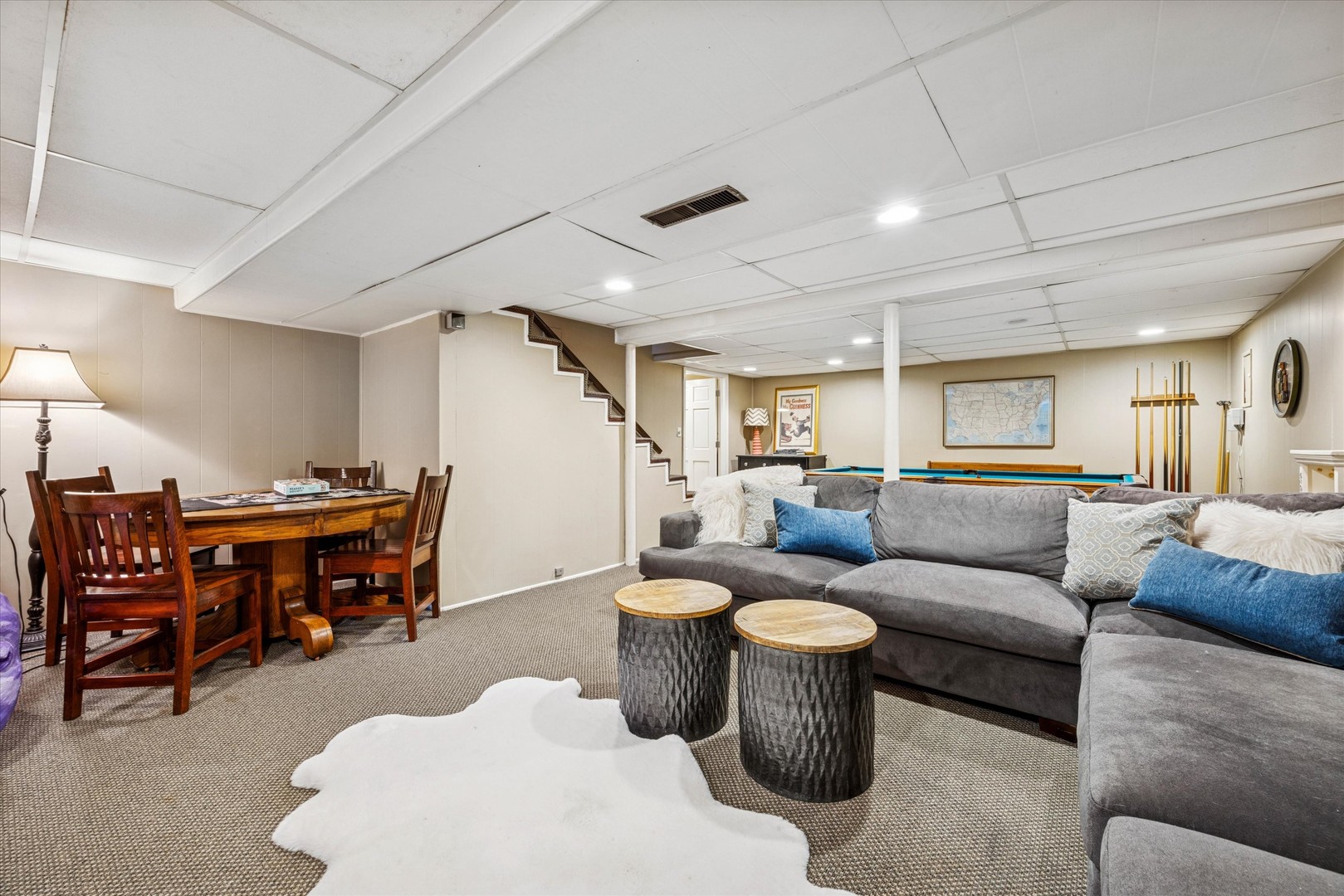 1709 E Thomas Road, Wheaton, IL 60187
