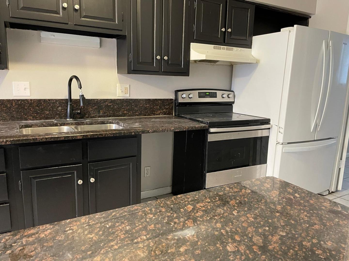 1751 Felten Road #1, Aurora, IL 60505