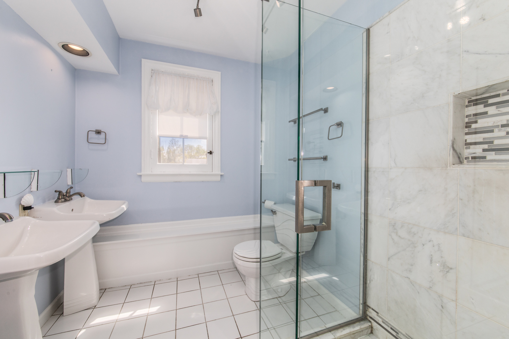 1021 Cleveland Avenue, Park Ridge, IL 60068