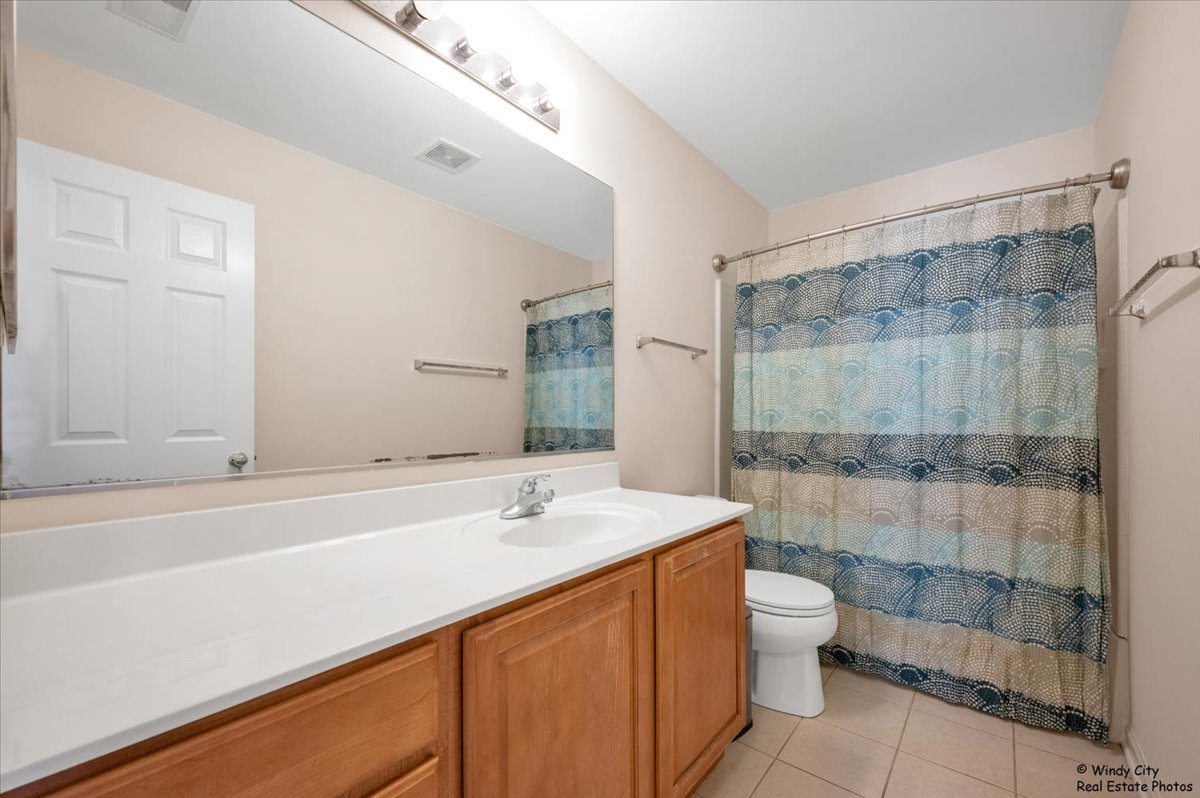 1848 N Crenshaw Circle #1848, Vernon Hills, IL 60061