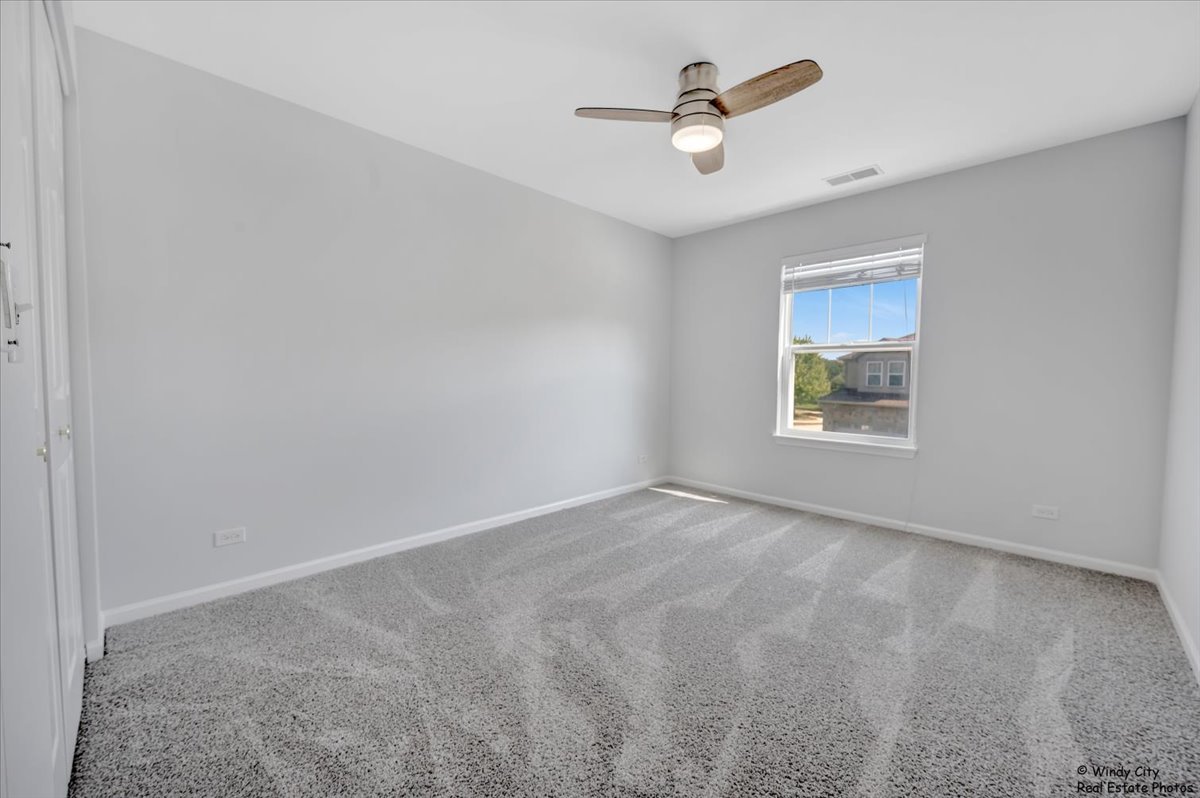 1848 N Crenshaw Circle #1848, Vernon Hills, IL 60061