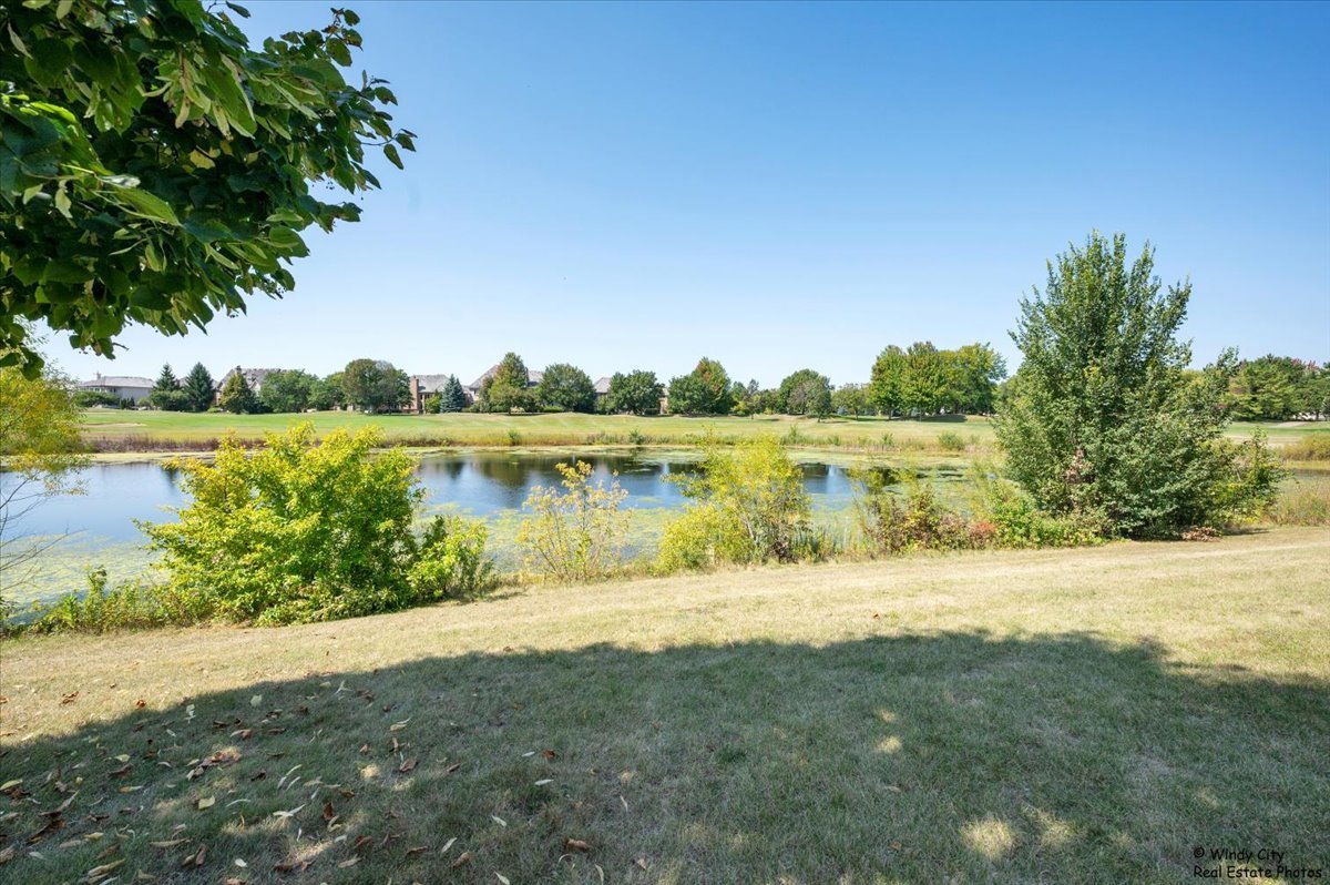 1848 N Crenshaw Circle #1848, Vernon Hills, IL 60061