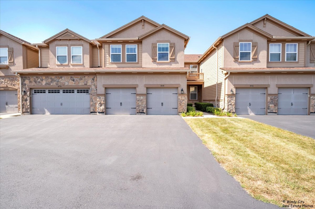 1848 N Crenshaw Circle #1848, Vernon Hills, IL 60061