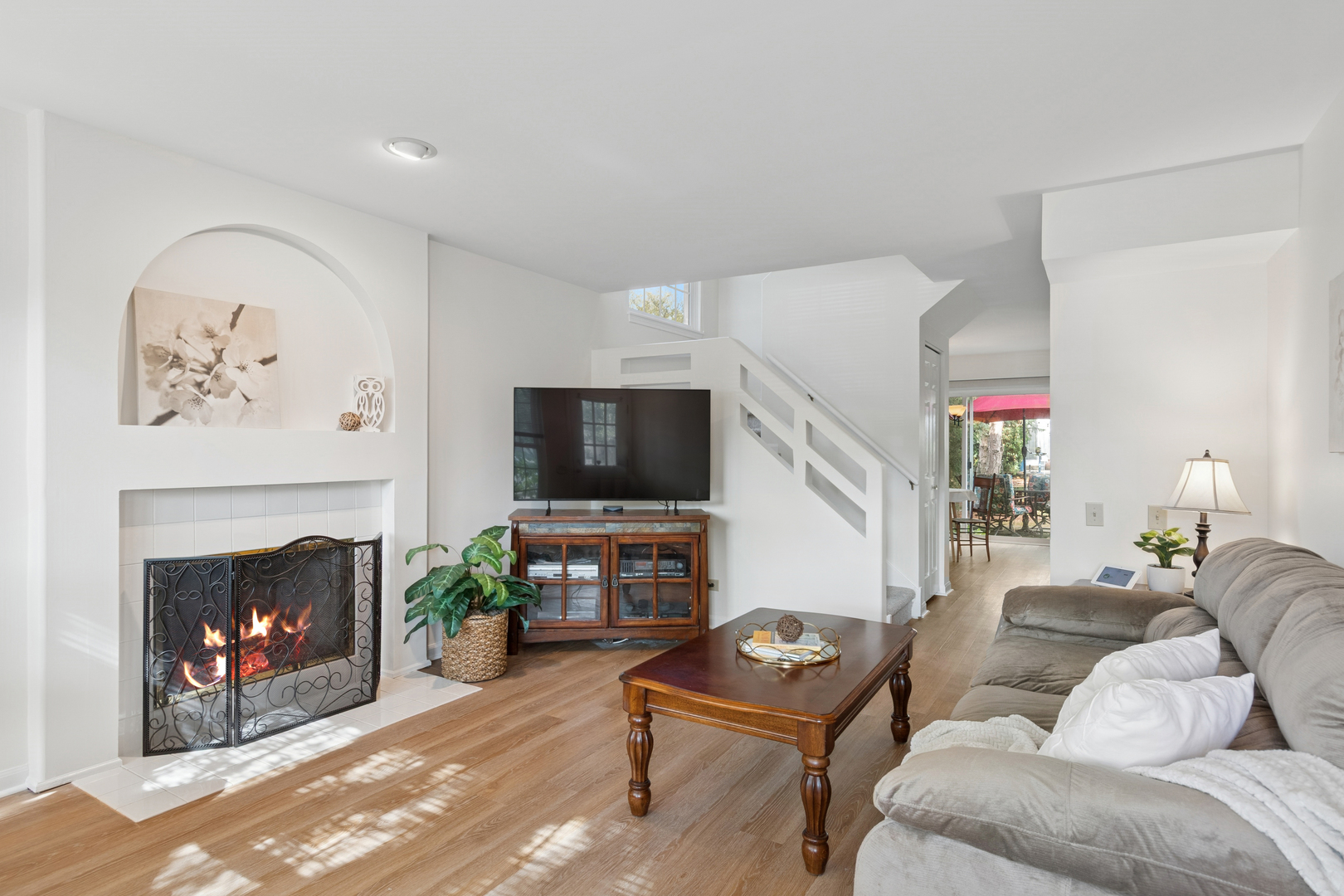 305 Cane Garden Circle, Aurora, IL 60504