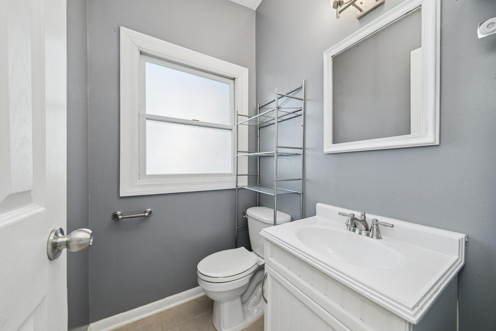 Streamwood, IL 60107