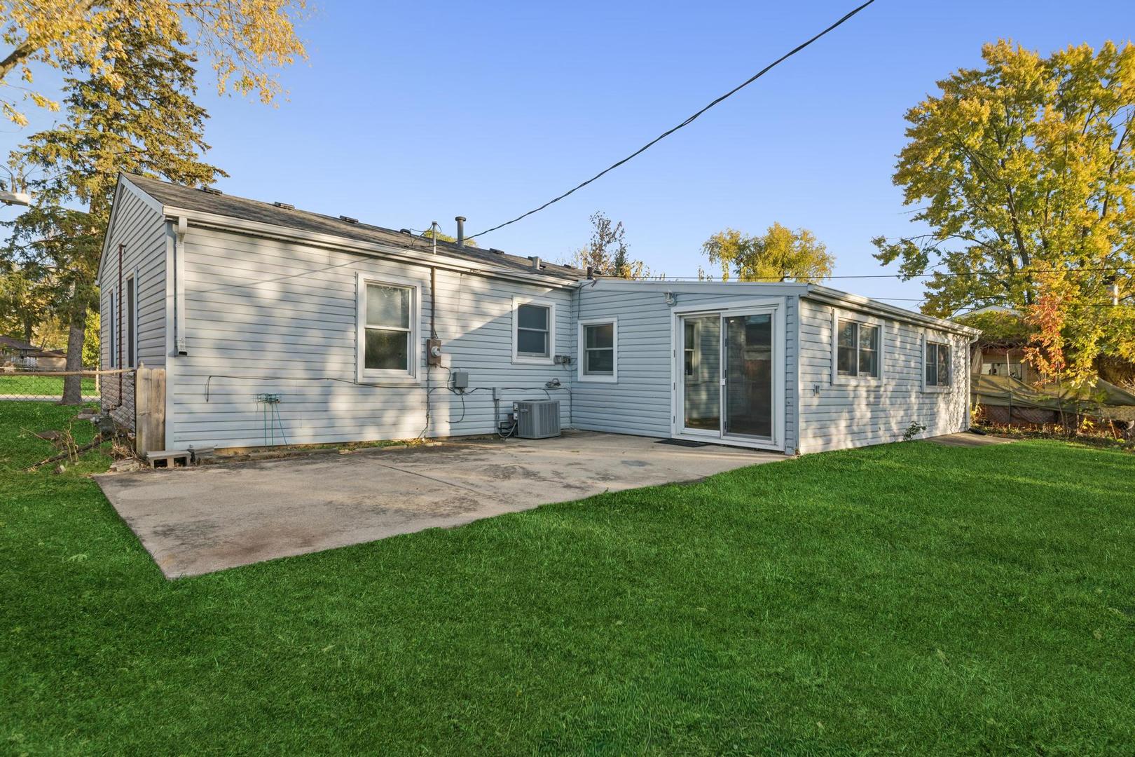 Streamwood, IL 60107